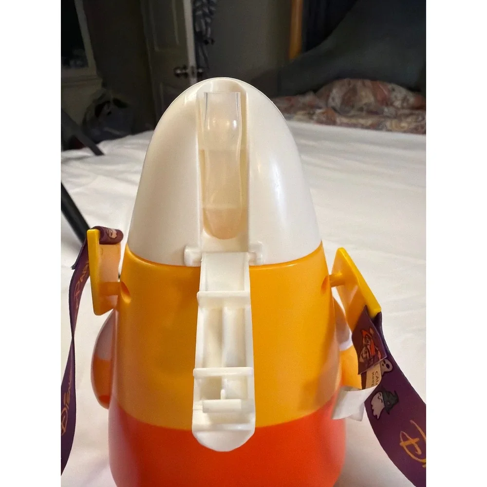 Disney Parks Donald Duck Candy Corn Halloween Sipper Cup with Lanyard 9